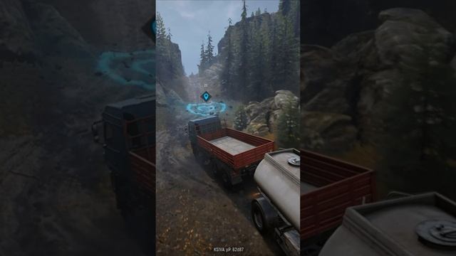 Маз Snow Runner едет через болота