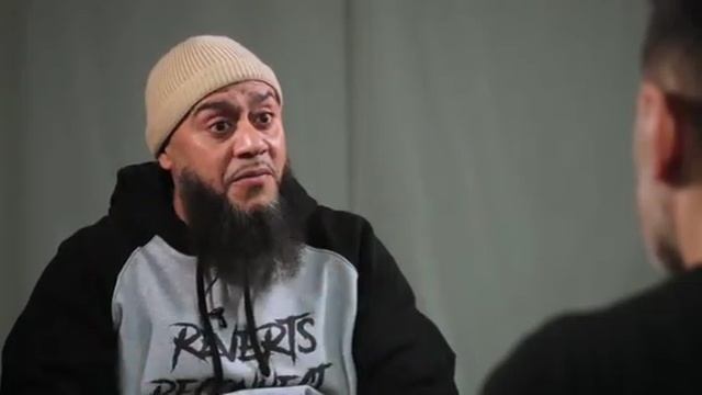 Я прочитал Библию от корки до корки и принял ислам путь бывшего христианина