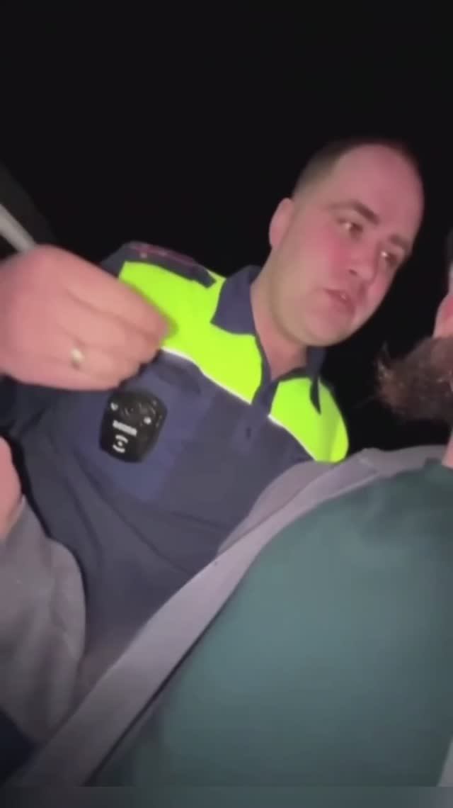 В Дагестане сотрудники ГИБДД остановили бородача, который лихачил на тонированной "Приоре