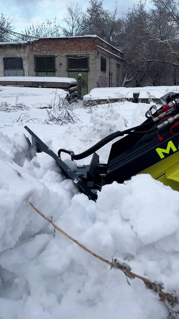 УБОРКА СНЕГА ТЕХНИКА МАКСТЕМ, ТОННЫ СНЕГА УБРАТЬ ЗА МИНУТЫ MAKSTEM #уборка #снег #спецтехника #snow