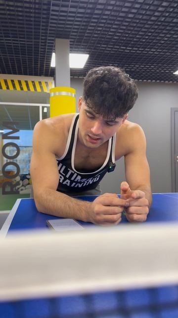 Этот парень воин конечно, интересно ?