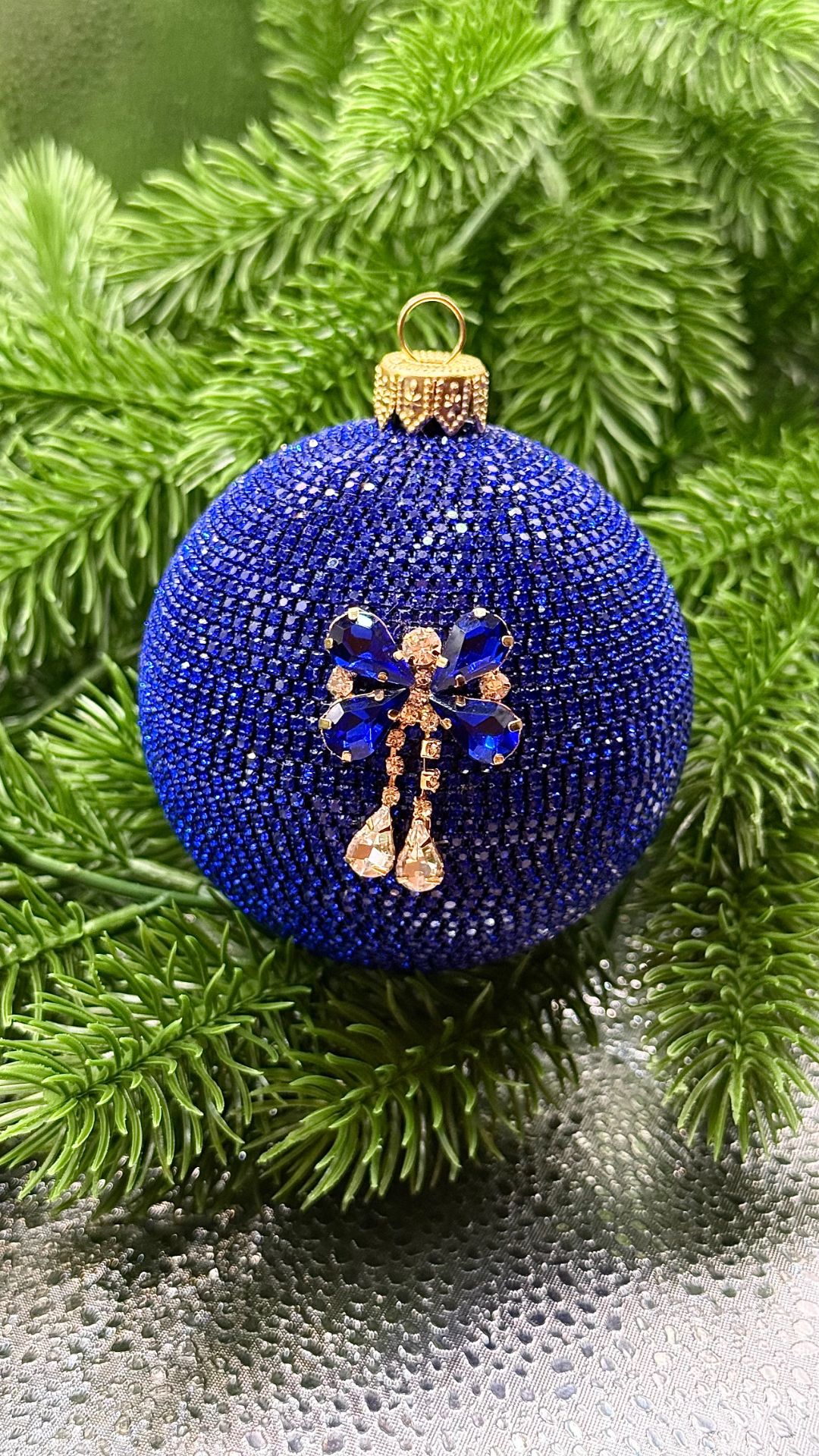 Ёлочный шар «Сапфировый бант»
