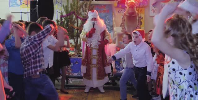 НОВЫЙ ГОД ( ШКОЛА )