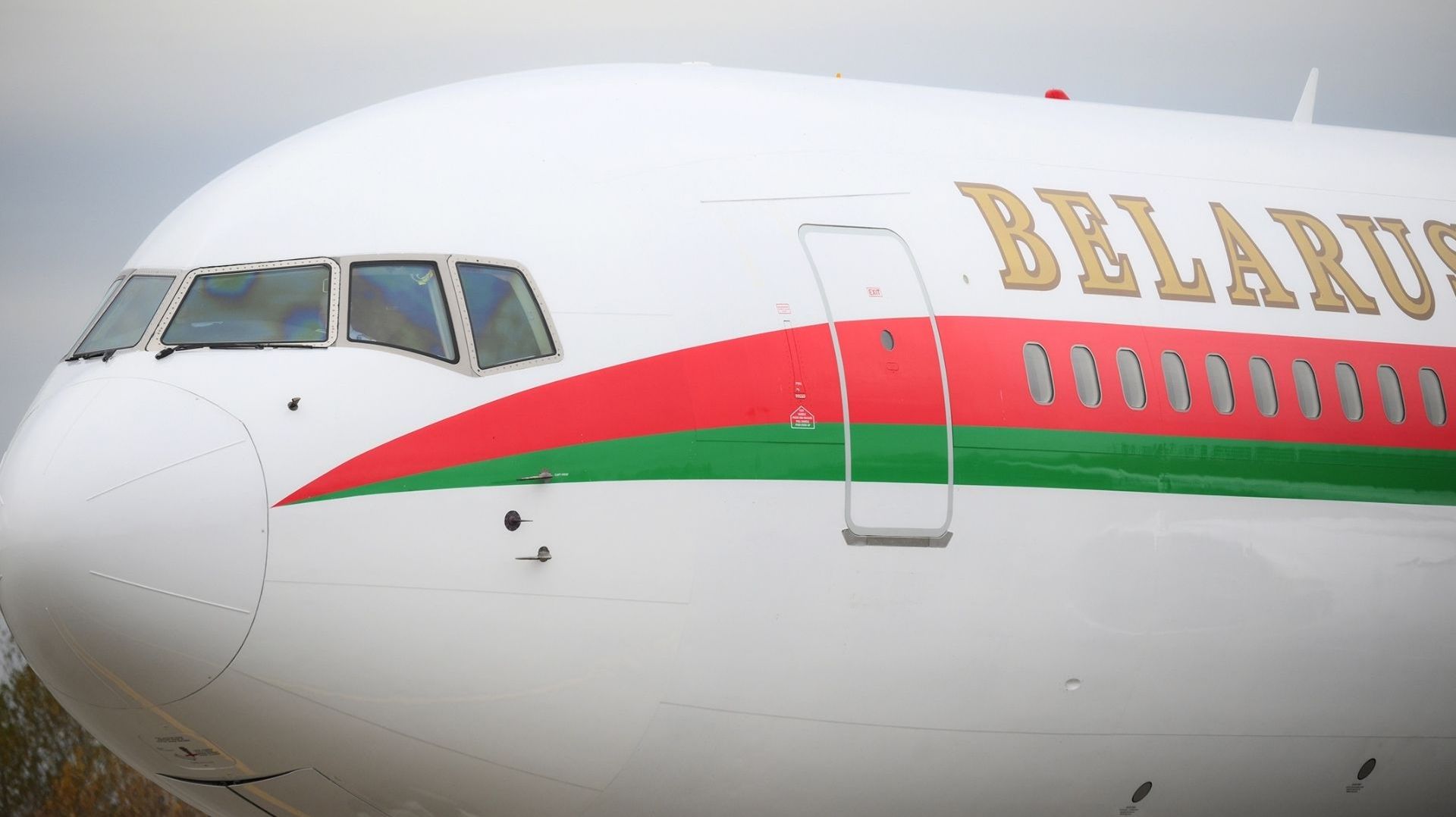 Александр Лукашенко направился с рабочим визитом в Кыргызстан