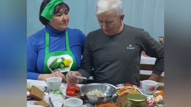 день соленого огурца