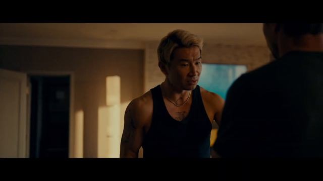 Смотреть онлайн Больше, чем люди Simulant - Трейлер 2