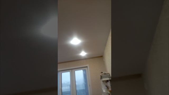 Чистовой монтаж розеток, выключателей, светильников ул.Черепичная д.22к2