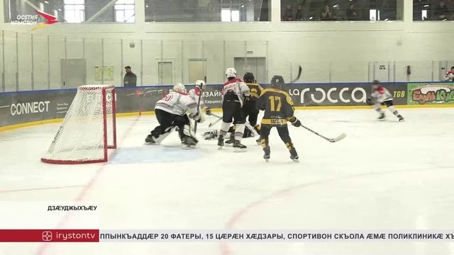 Цæгат Иристоны хоккейы клуб фæуæлахиз сты Симферополы командæйыл