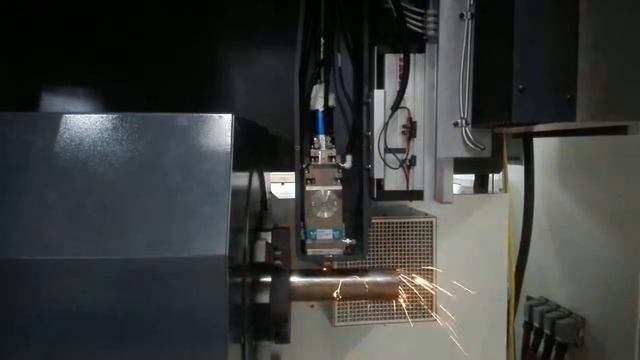 Лазерная резка металлических труб