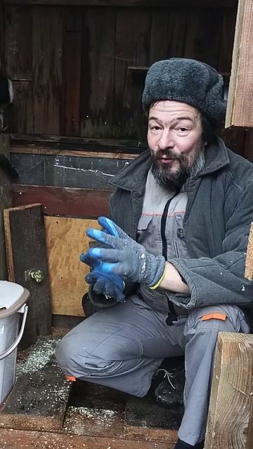 Традиционный русский туалет в сельской местности