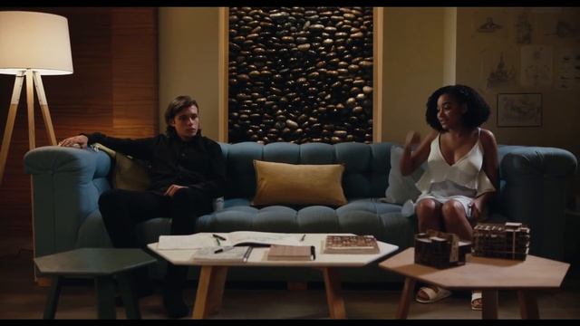 Смотреть онлайн Весь этот мир Everything, Everything - Трейлер