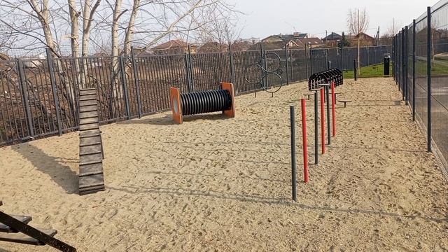 Новая площадка для выгула собак