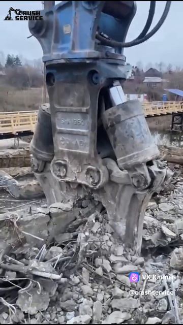 Демонтаж мостовых балок