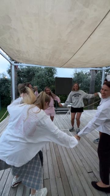 Конкурсы интересные и тамада весёлый !