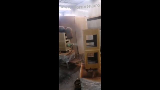 16. Покраска воздушная  трубы и тумб промышленным роботом BORUNTE