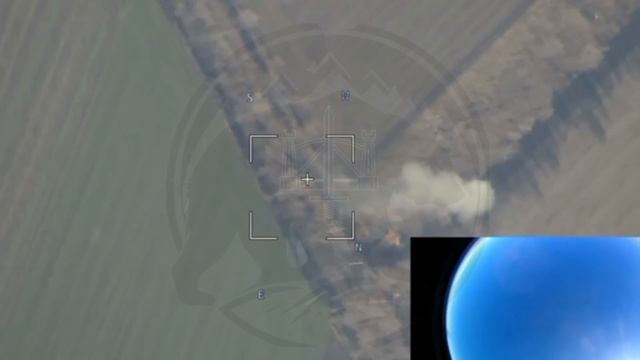 ❌Уничтожение колёсной 155-мм САУ 2С22 "Богдана" ВСУ ударами барражирующего боеприпаса "Ланцет"…🔽🔽