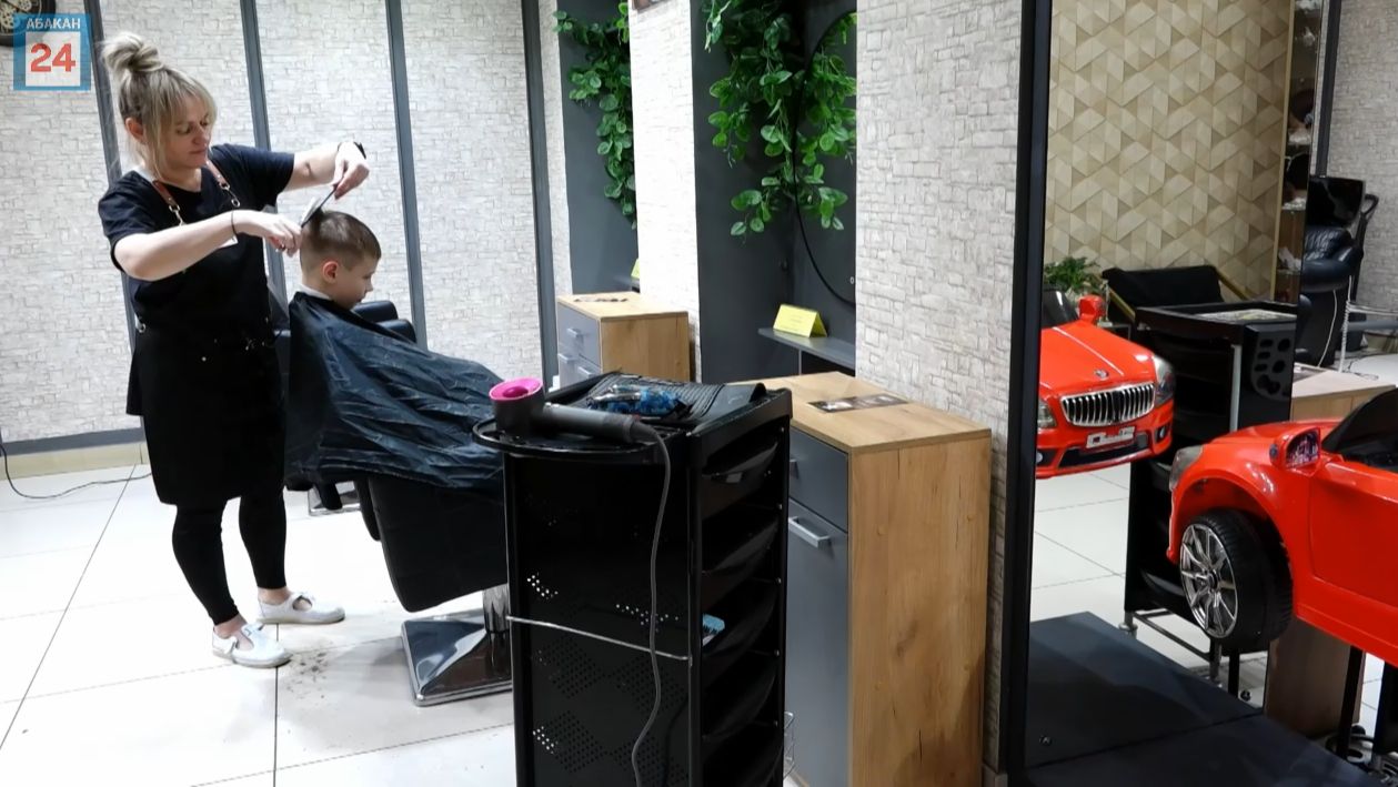 Абаканские мастера индустрии красоты - участники конкурса «Лучший в бизнесе»