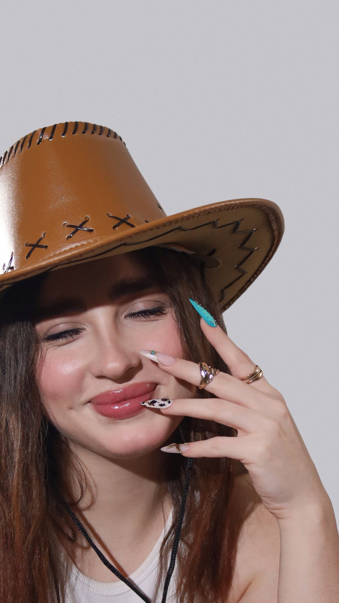 Как вам такое преображение?  Хотите мастер-класс на этот маникюр? 💅