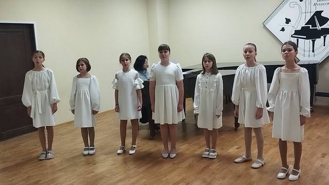 младший ансамбль "Радость"
"Добрая сказка"
"Мне нужен летающий слон"