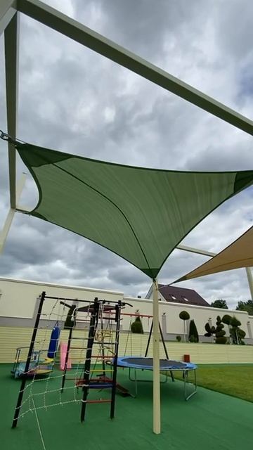 Навес для детской площадки формы Гипар