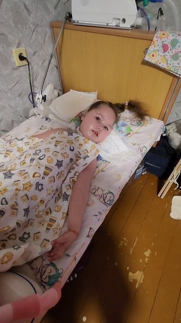 вот так и слышно принцессу даже на улице, ладно хоть соседи за стенками не слышат 😌 доброго всем ве