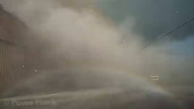 ТОРНАДО ПРОНОСИТСЯ ПО ГОРОДУ - Мэдилл, Оклахома