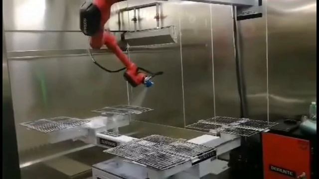 23. Воздушная покраска 4 сеток на поворотных столах промышленными роботами BORUNTE