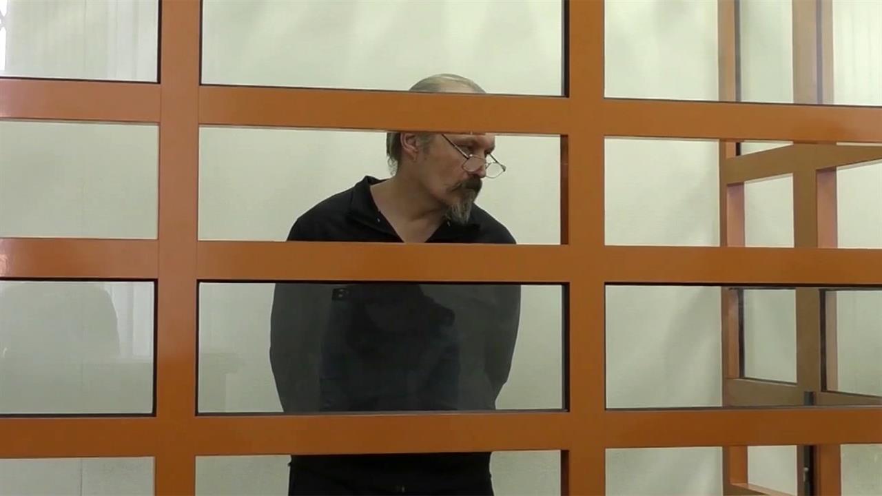 Террористу, который собирался взорвать самолет высокопоставленного российского чиновника, вынесен...