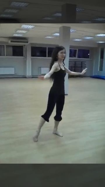 tiazza's choreo (beginner drum solo)