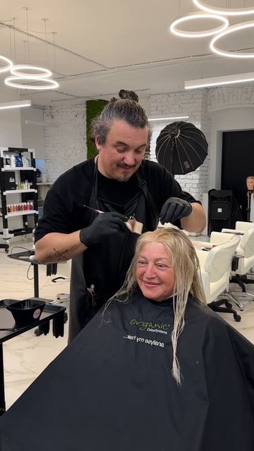 Органическая продукция не закрашивает седину? Миф!