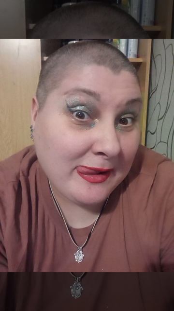 lv_0_20251126180104.mp4