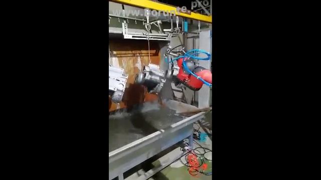 11. Воздушная покраска роботом BORUNTE, двигатели подвешены.