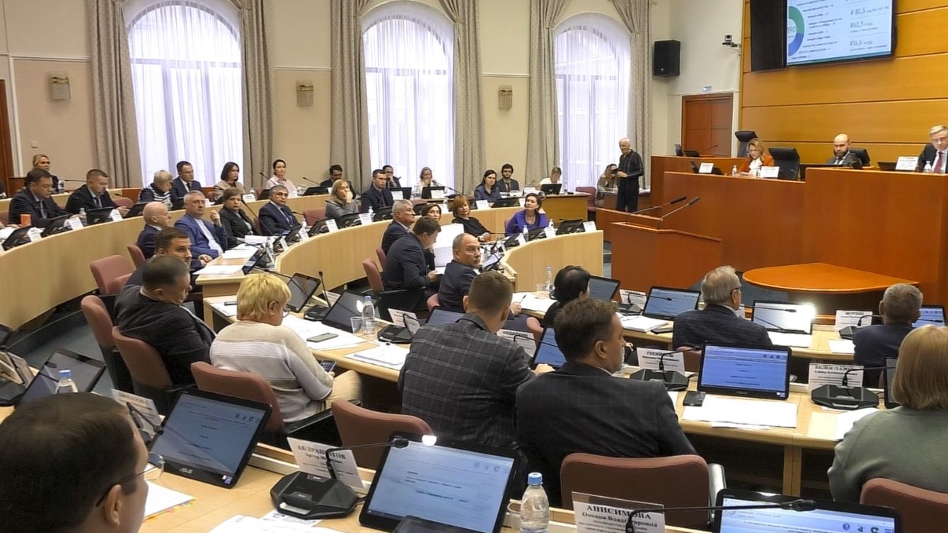 Бюджет Самарской области на ближайшие три года. Обсуждение в Губдуме