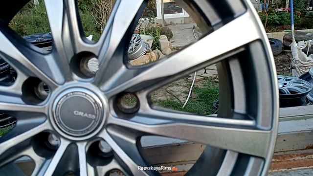 Grass Toyota R17/5*114,3 ET+38