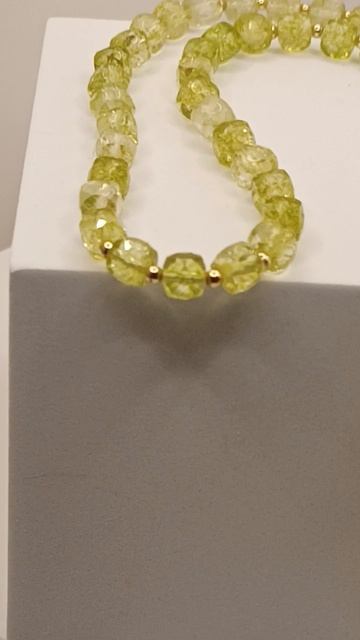 Комплект из кубического хризолита