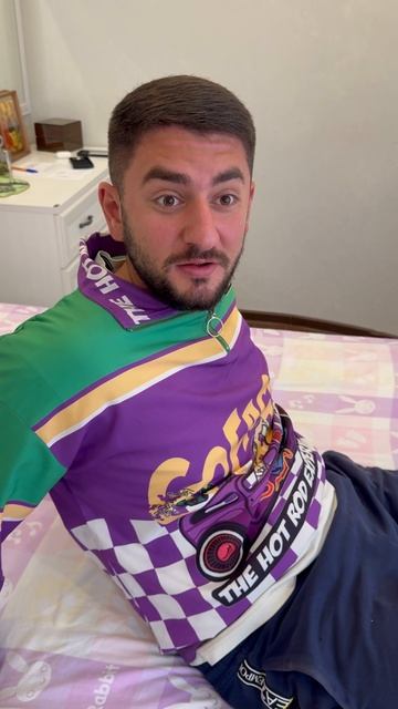 Жорик попал 😂