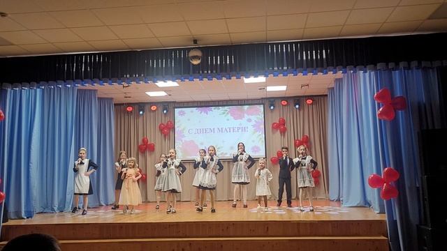 Арина и Василиса. День матери.2025