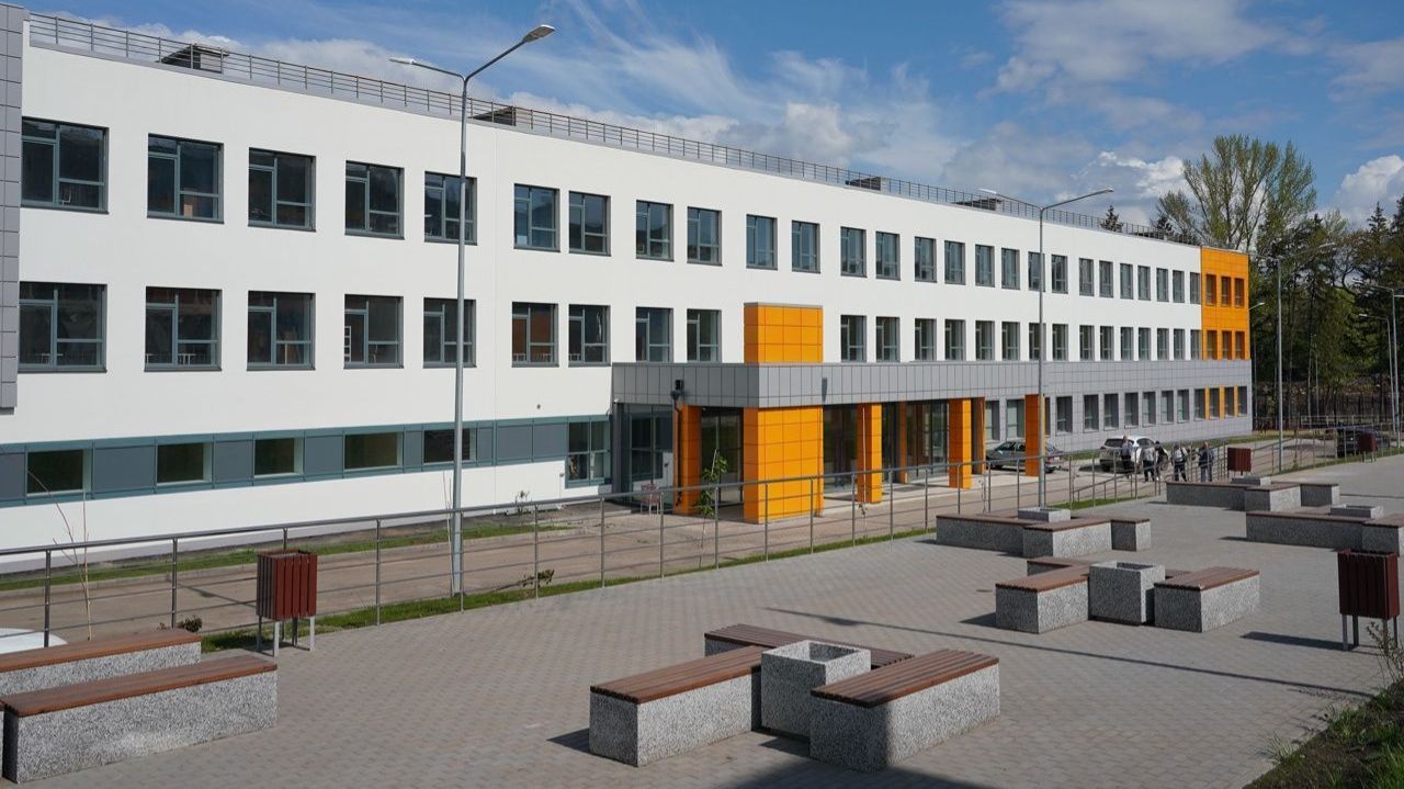 Обзор на школу