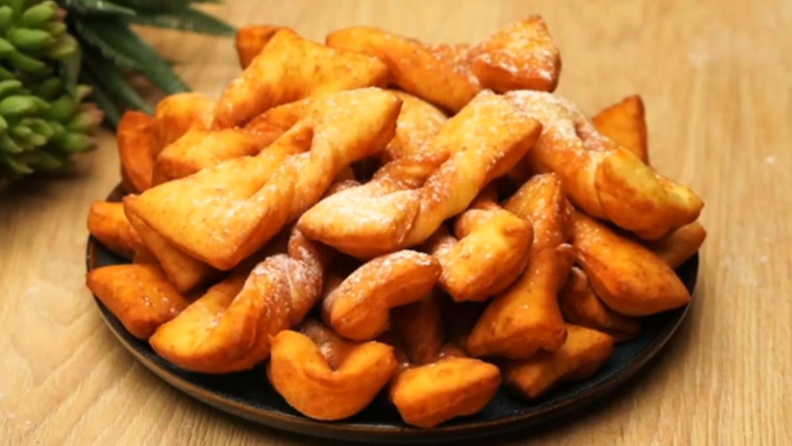 Хворост | Рецепт хвороста | Домашний хворост на кефире