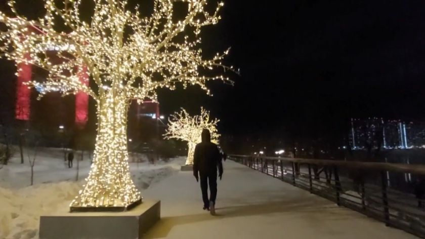 Ночной разговор .Ярыгинская набережная. Красноярск