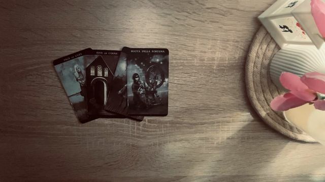 ЧТО ОН ДУМАЛ О ВАС С САМОГО УТРА ❓❗️ТАРО ГАДАНИЕ