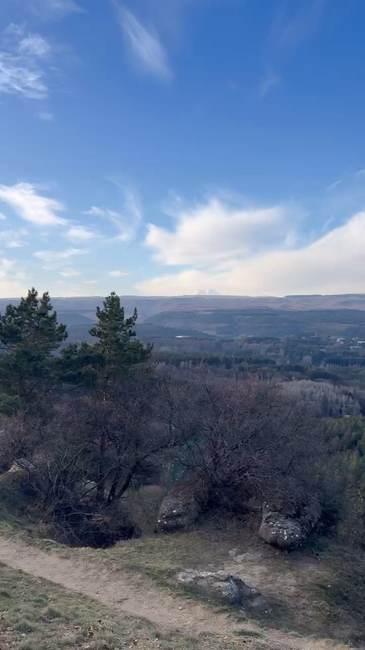 Кисловодск в межсезонье - тишина, горы и 14 градусов теплого волшебства