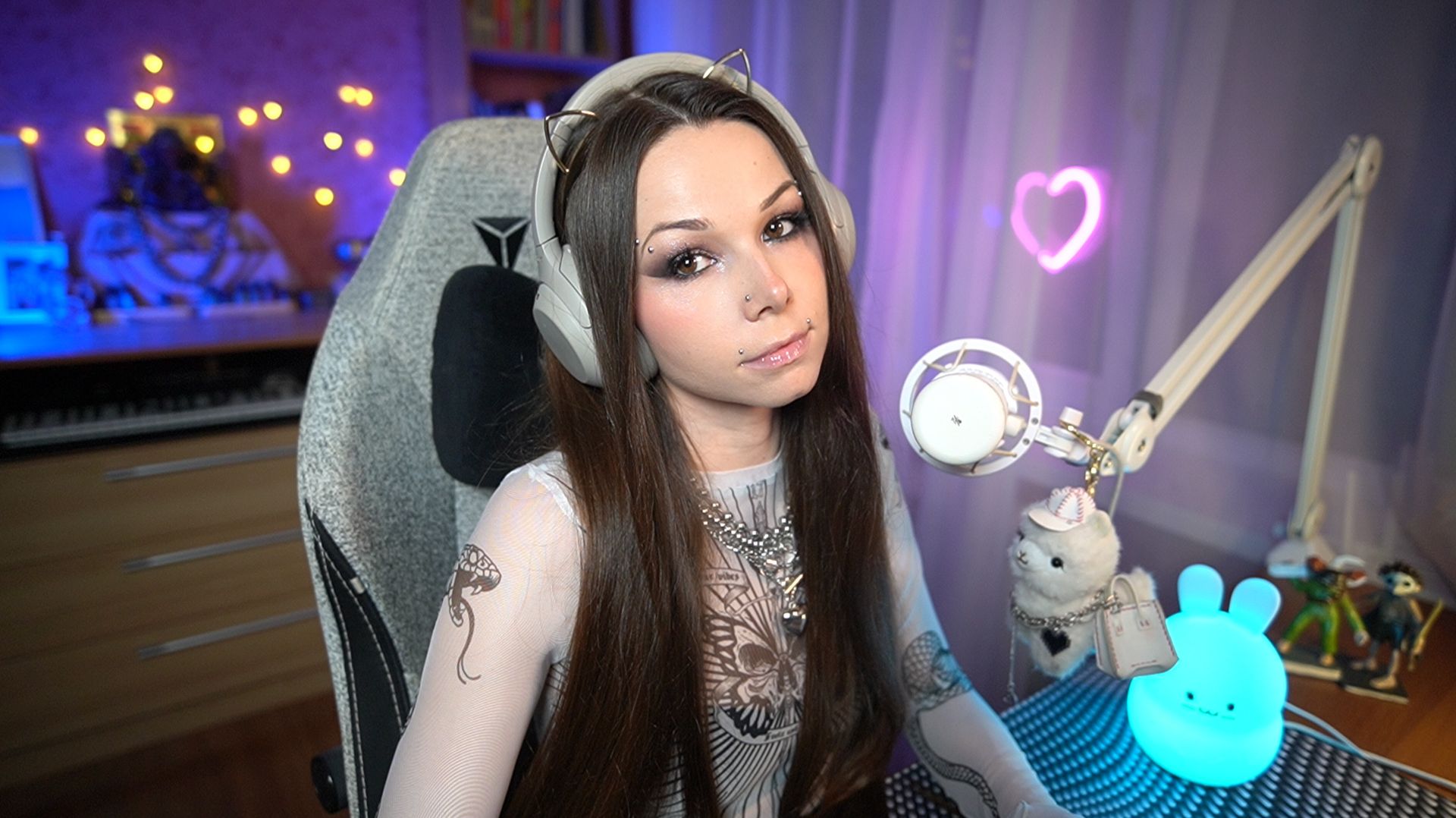 ✨ВЕЧЕРНЯЯ АЛИСОТЕРАПИЯ✨ | #общение #ламповыйстрим #девушкастримит