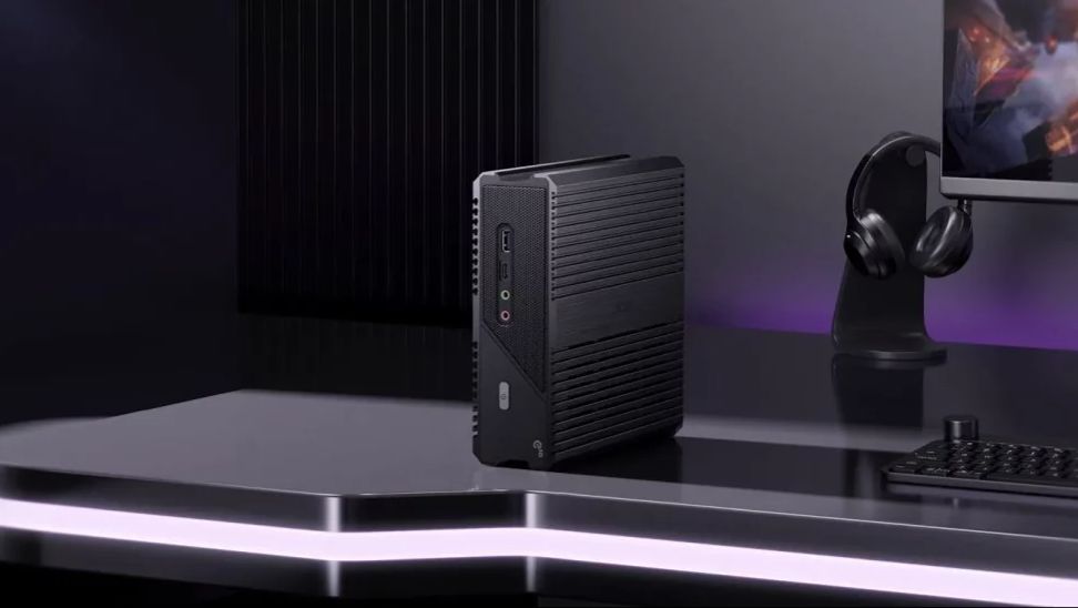 МИНИ-ПК CHUWI С AMD RYZEN 5 6600H 16/512GB