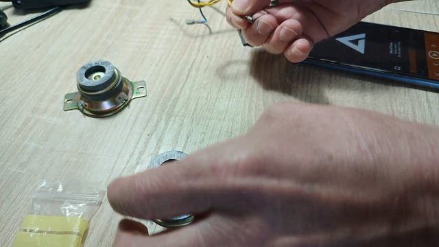 Проверка динамиков KENWOOD T03-0287-05