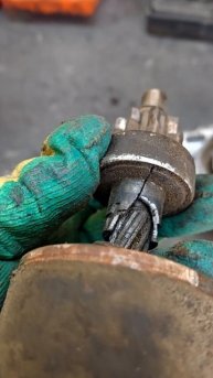 Кто знает почему оригинальный бендикс разлетелся?