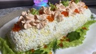 Салат с рыбной консервной.Праздничное оформление.