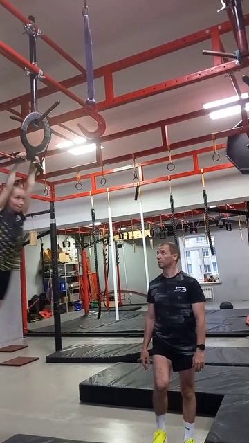 прыгнула с человечком