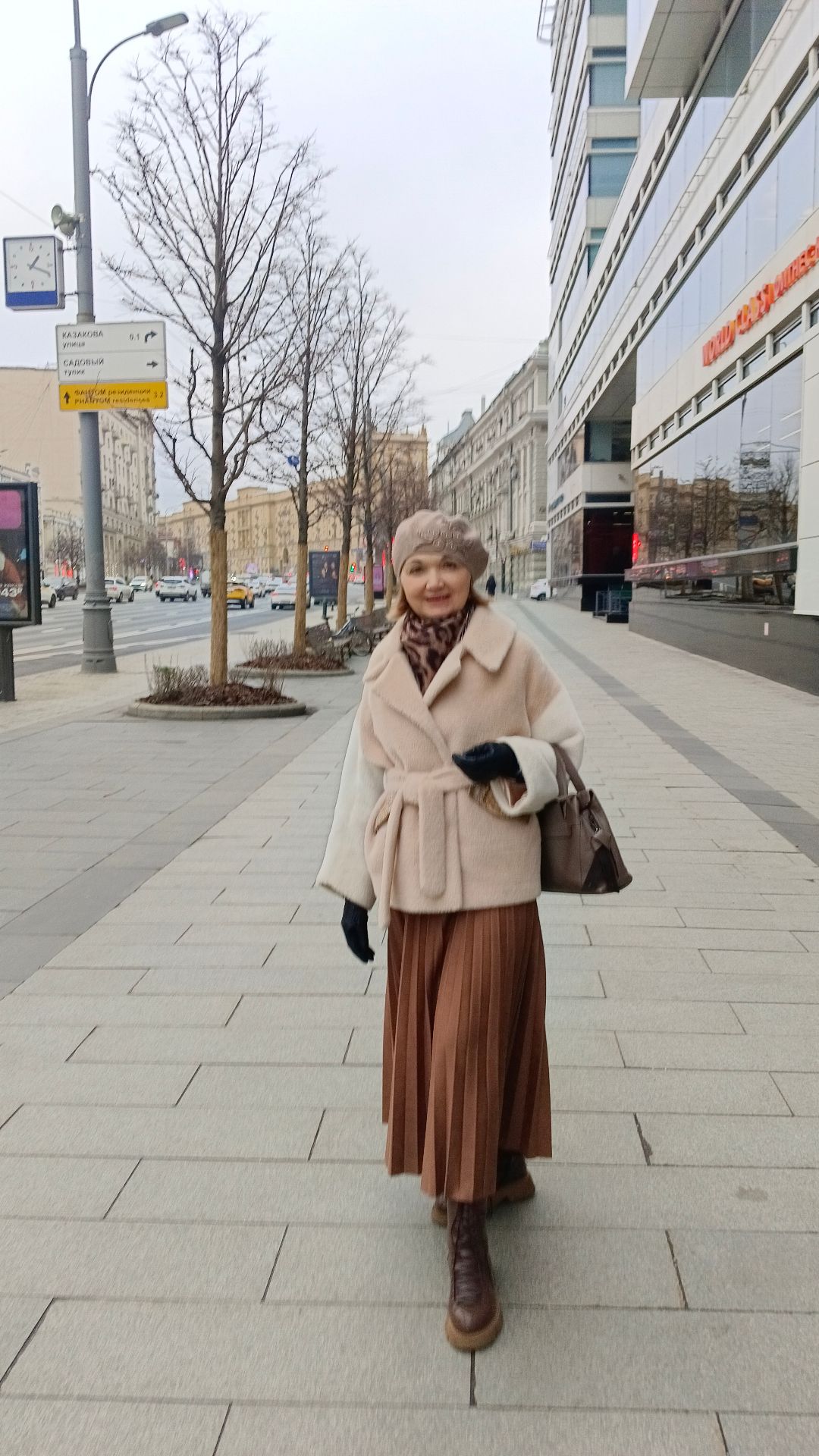 Воскресный отдых в Москве после сложных трудовых будней