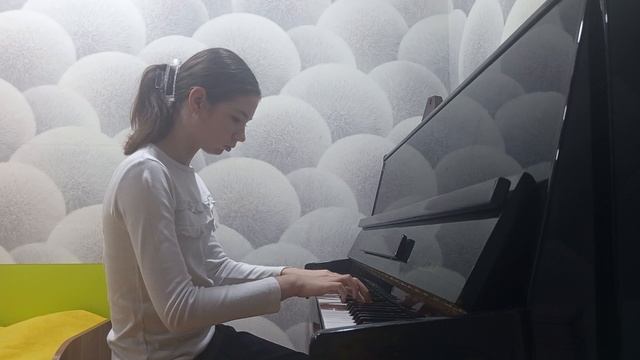 Гамма Фа диез минор